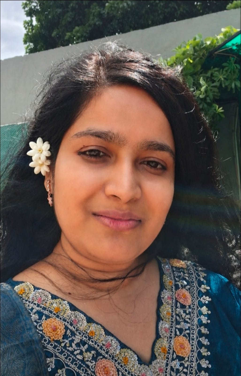 विशेष विमर्श में ऋचा गिरि की कविताएँ